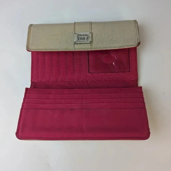 Mac + Jacob Trifold Leather Wallet - Picture 9 of 9